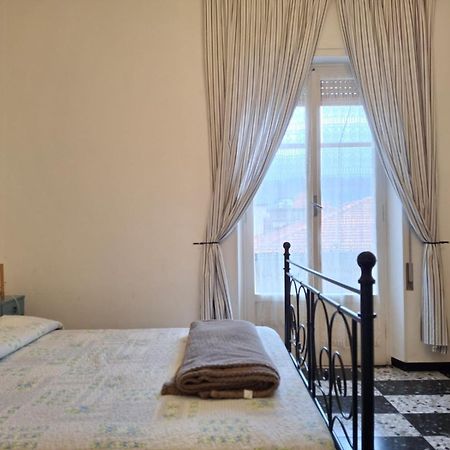 Spazioso Appartamento Vista Mare, Леванто Екстериор снимка