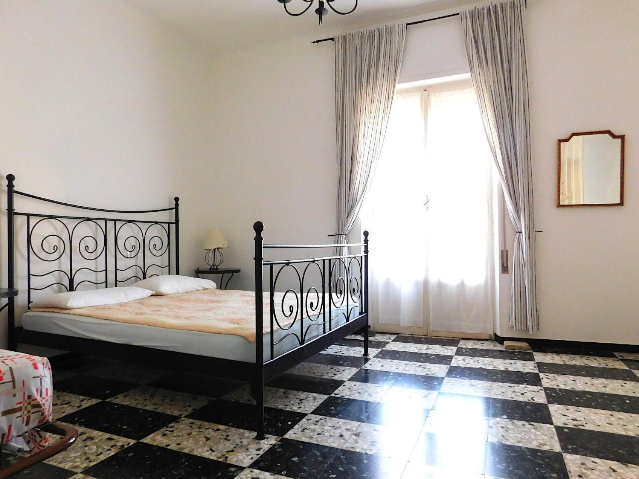 Spazioso Appartamento Vista Mare, Леванто Екстериор снимка